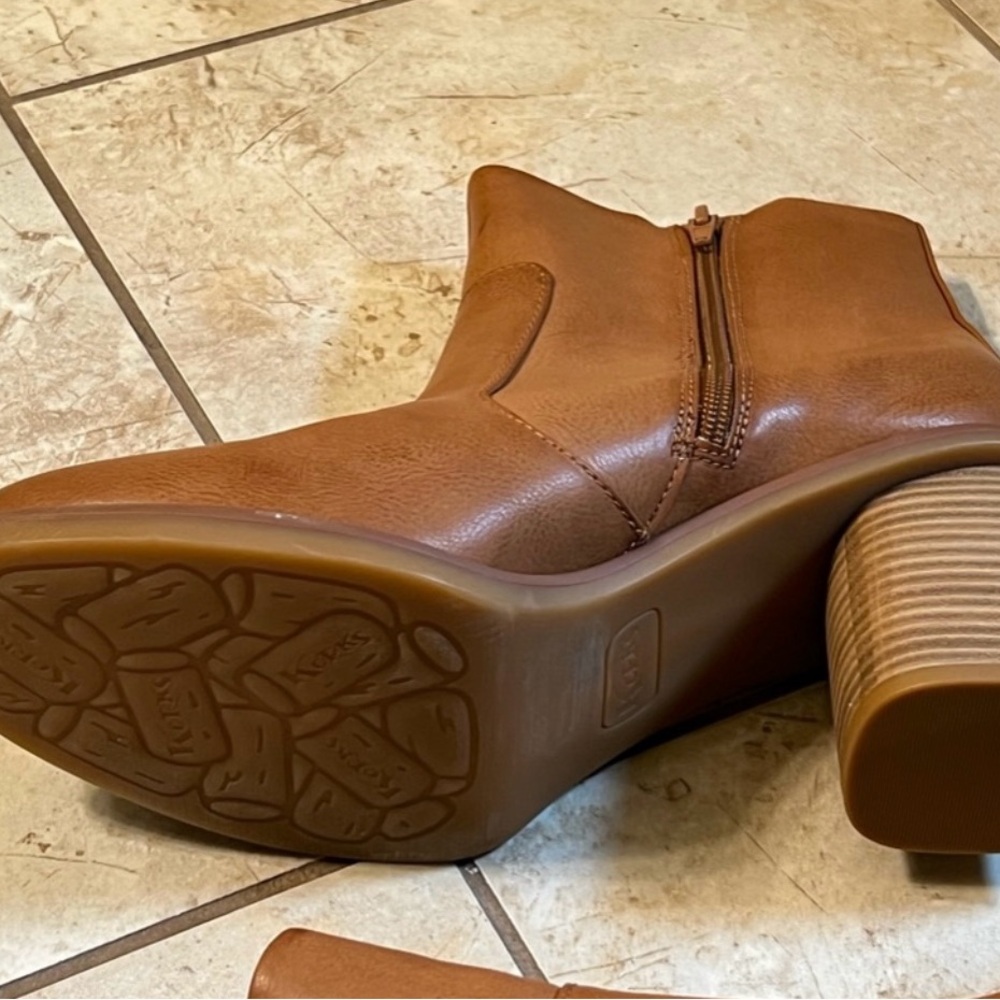 Kork’s Brown Ankle Boots - Picture 5 of 9